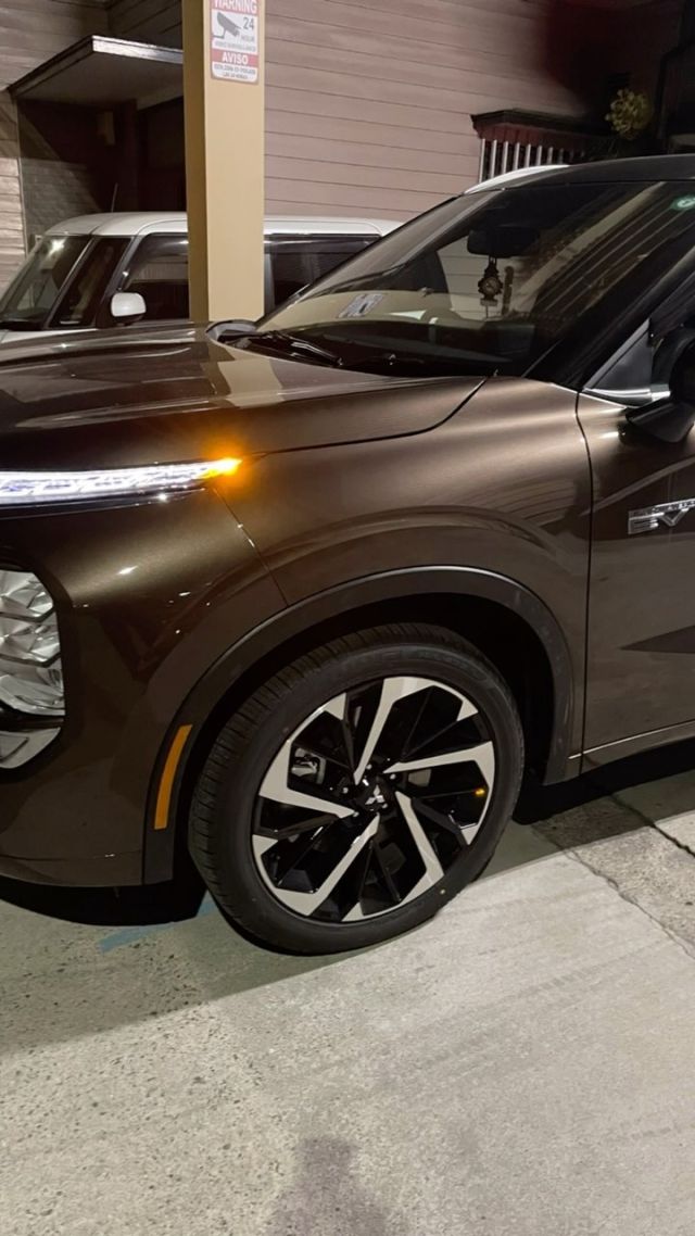 車検対応　デリカD5 インナーガンメタ　レンズ面ウレタンスモーク塗装　高耐久 Amazon | BRIGHTZ デリカD：5 CV1W スモークテールライトカバー